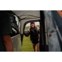 Vango Airbeam Vango Faros III Air Low Awning 25 Vango Airbeam Vango Faros III Air Low Awning -Vango Camping Shop 2024 farosiiiair low lifestyle low 23