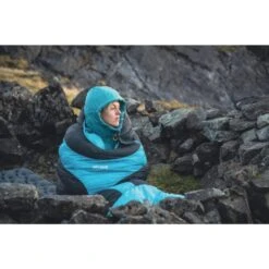 Vango Apex 1 Sleeping Bag -Vango Camping Shop apex 1 lifestyle low 2