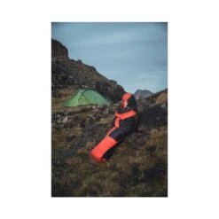 Vango Apex 3 Sleeping Bag -Vango Camping Shop apex 3 lifestyle low 1 small