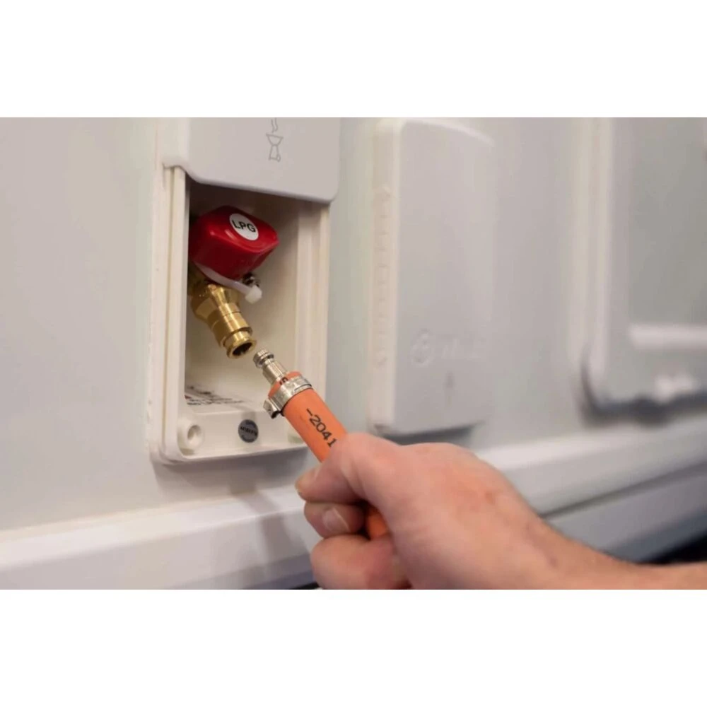 Dometic Cadac BBQ Point & Hose Kit QR 500cm 4 Dometic Cadac BBQ Point & Hose Kit QR 500cm - Image 2