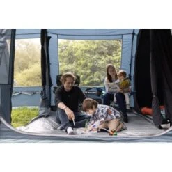 Vango Savannah 400 Poled Tent Package (incl Footprint) -Vango Camping Shop savannah 400 lifestyle low 5