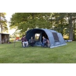 Vango Sierra 500 Poled Tent (2025) -Vango Camping Shop sierra 500 lifestyle low 3