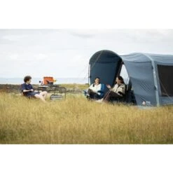 Vango Airbeam Vango Sierra Air 500 Tent (2025) 29 Vango Airbeam Vango Sierra Air 500 Tent (2025) -Vango Camping Shop sierra air 500 lifestyle low 3