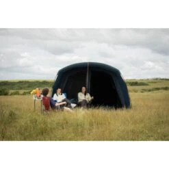 Vango Airbeam Vango Sierra Air 500 Tent (2025) 31 Vango Airbeam Vango Sierra Air 500 Tent (2025) -Vango Camping Shop sierra air 500 lifestyle low 5